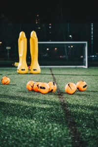 voetbaltraining_ballen_poppen